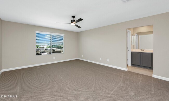 Building Photo - 1611 N Hillcrest