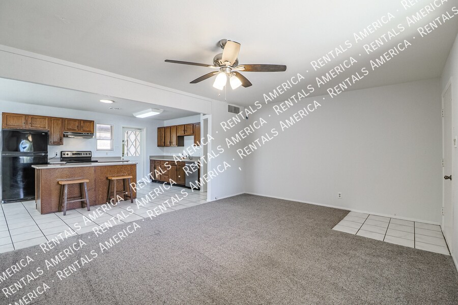 Building Photo - 1314 N 70th St