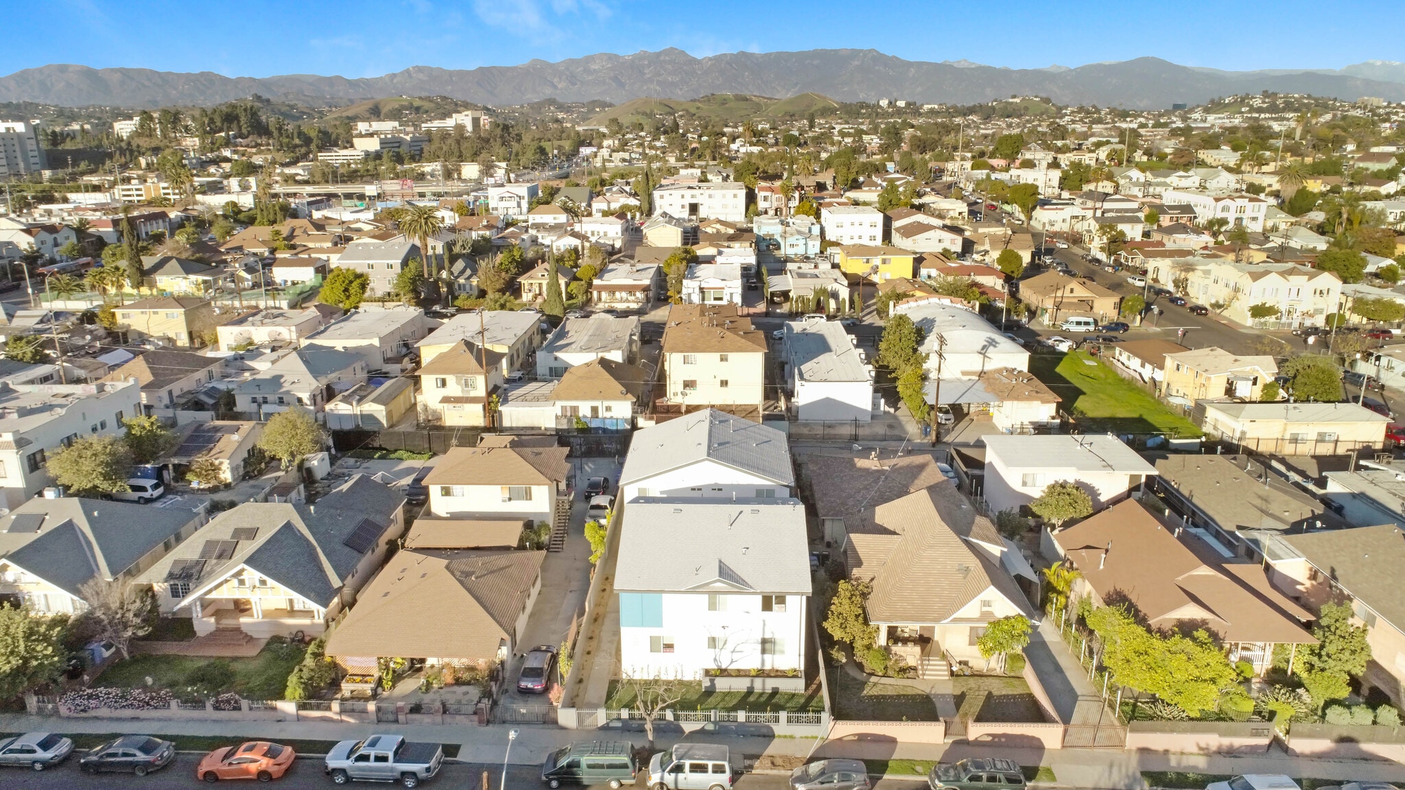 Building Photo - 2437 Malabar St