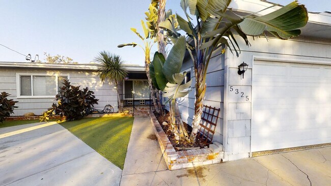 Building Photo - Steps from SDSU – Spacious Homes in Prime College Area