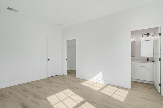 Building Photo - 2632 SW 162nd Street Rd