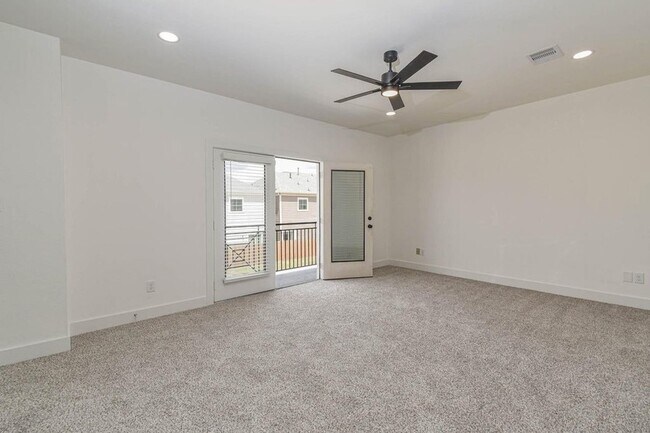 Building Photo - 16571 Oasis Glade Dr