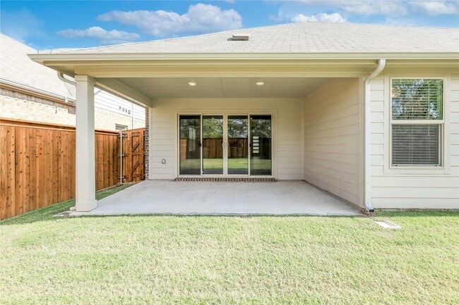 Building Photo - 3406 Pat Mayse Dr