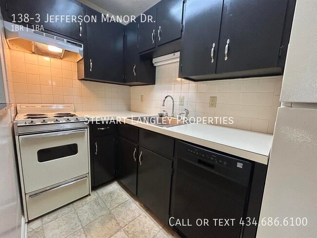 Building Photo - 138 Jefferson Manor Dr