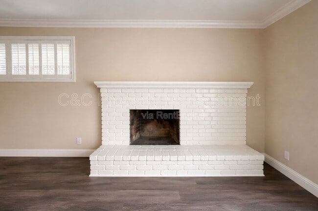 Building Photo - 7132 Bark Ln