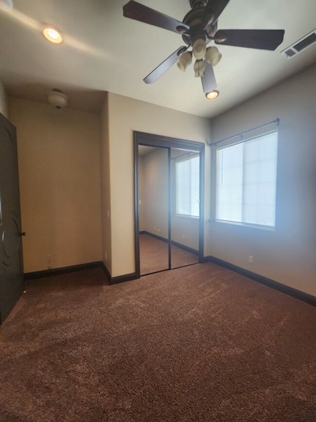 Building Photo - 2331 Calloway Dr