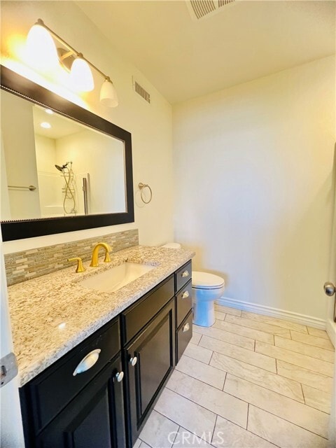 Building Photo - 10805 Pine St