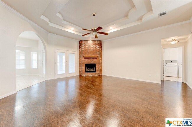 Building Photo - 4703 Mildred Ave
