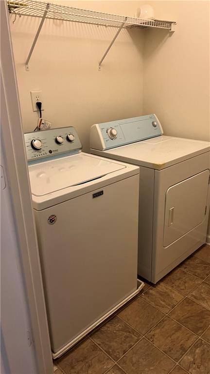 Building Photo - 3900 Dandridge Way NW