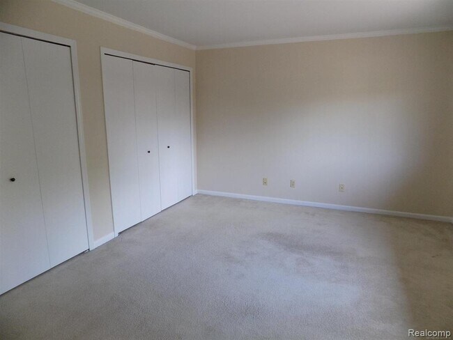 Building Photo - 11849 Sycamore Rd