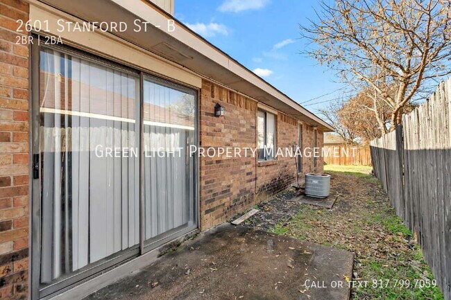 Building Photo - 2601 Stanford St