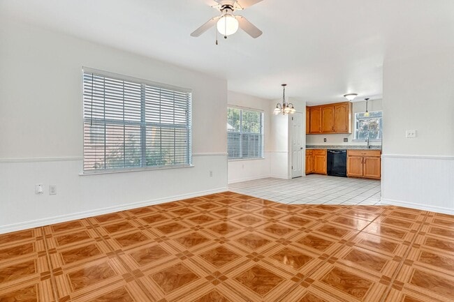 Building Photo - 3 Bedroom in Bluewater Bay!