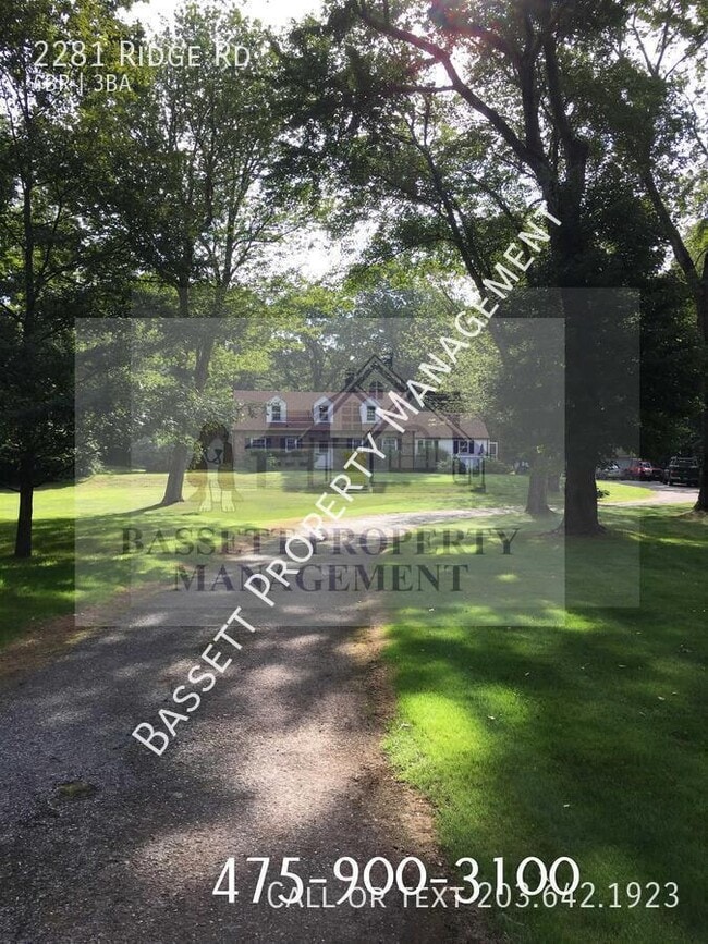 Building Photo - 2281 Ridge Rd