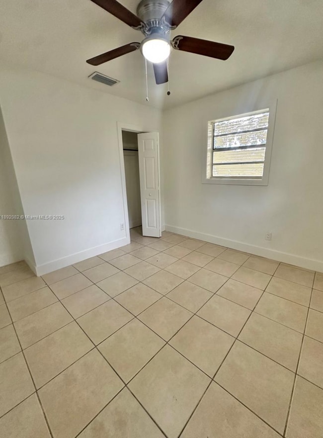 Building Photo - 4111 SW 33rd St