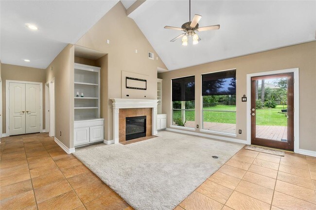 Building Photo - 905 Carriage Hills Blvd