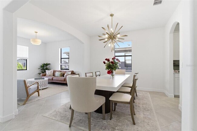 Building Photo - 14968 Serene Shrs Lp