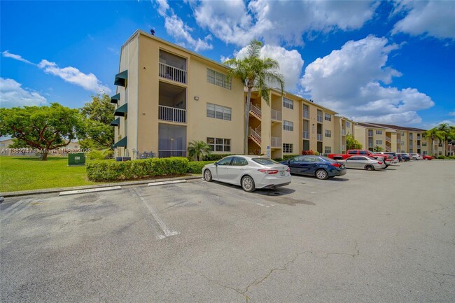 Building Photo - 15285 SW 107th Ln