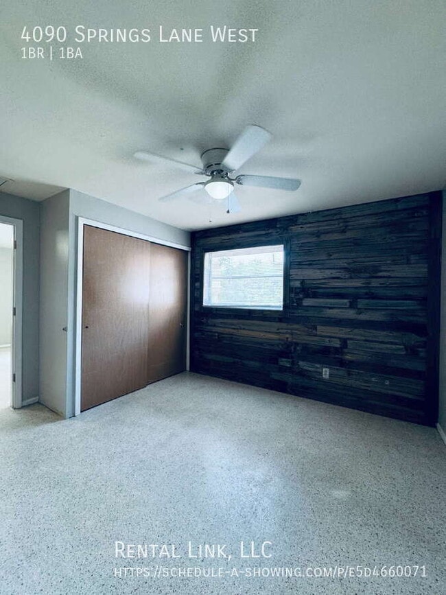 Building Photo - 4090 Springs Ln