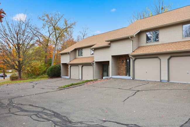 Building Photo - 25 Washington St