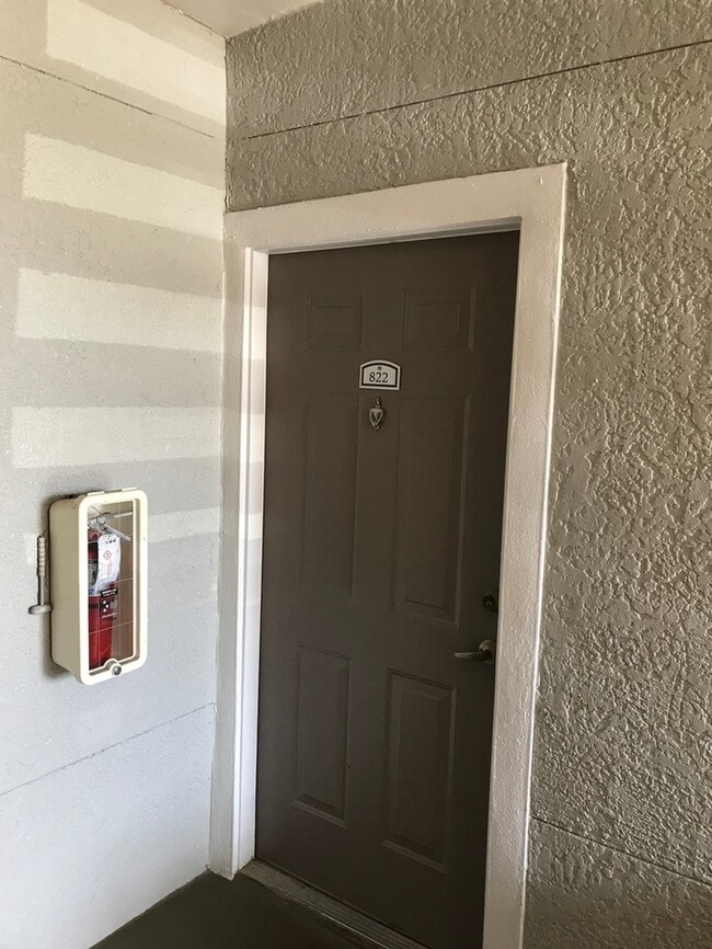 Building Photo - 2 Bedoom 2 bath Millenia Mall area Condo -...