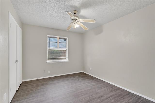 Building Photo - 10517 Castlerock Dr