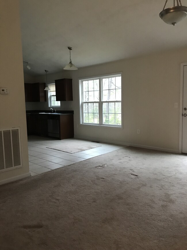 Building Photo - 2034 Tula Dr