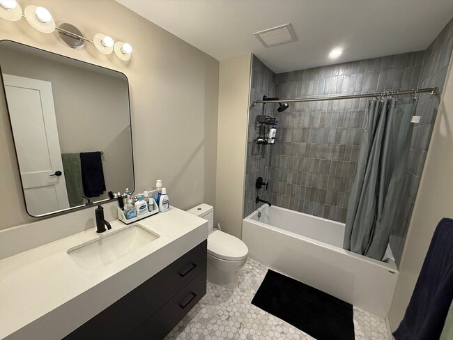 Building Photo - 70 Leo M Birmingham Pkwy