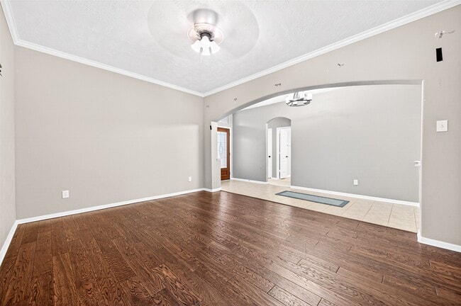 Building Photo - 24822 Diamond Run Ct
