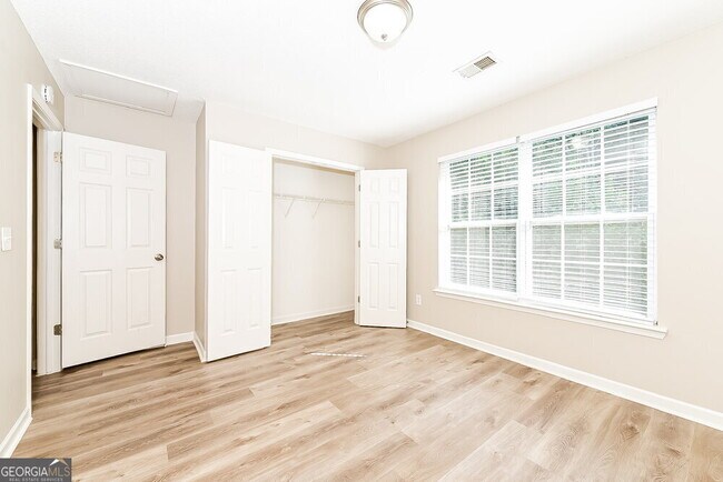 Building Photo - 132 Lossie Ln
