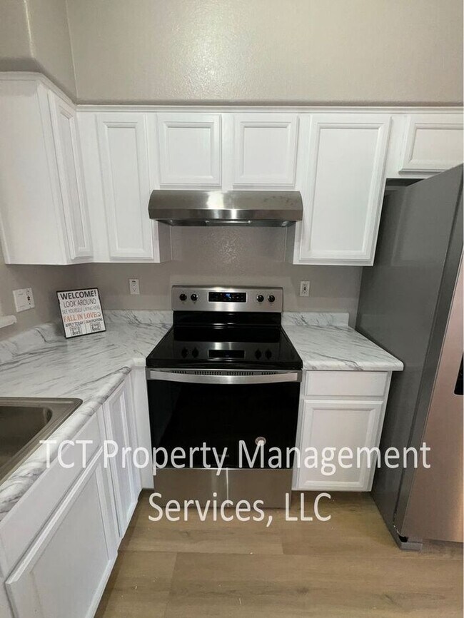 Building Photo - Updated Rent-Ready Home in Gilbert!