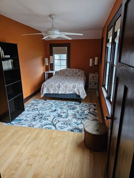 Bedroom 1 - 521 Memphis Ave