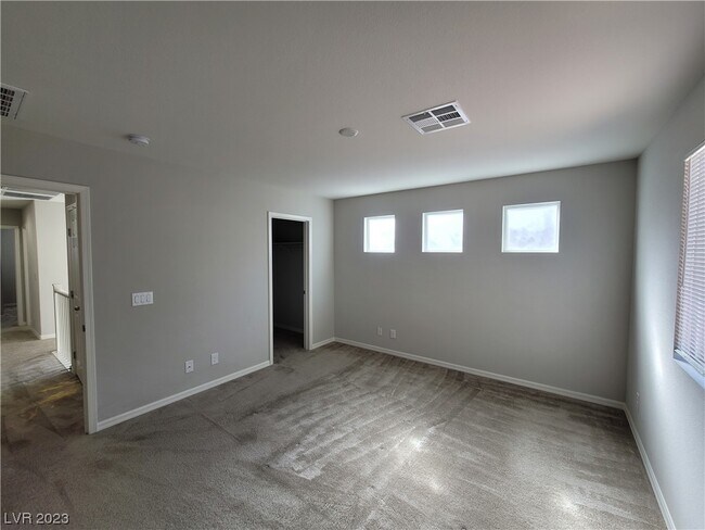 Building Photo - 10449 Forked Run St