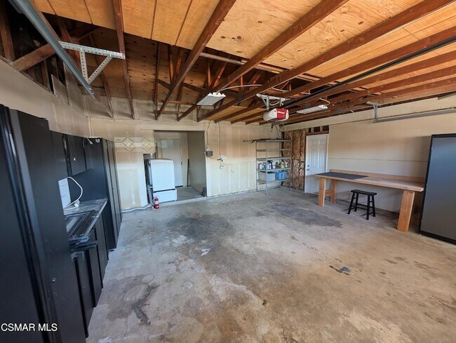 Building Photo - 6465 Danette St
