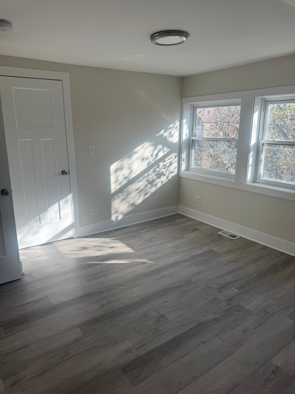 Building Photo - 2242 W 18th Pl