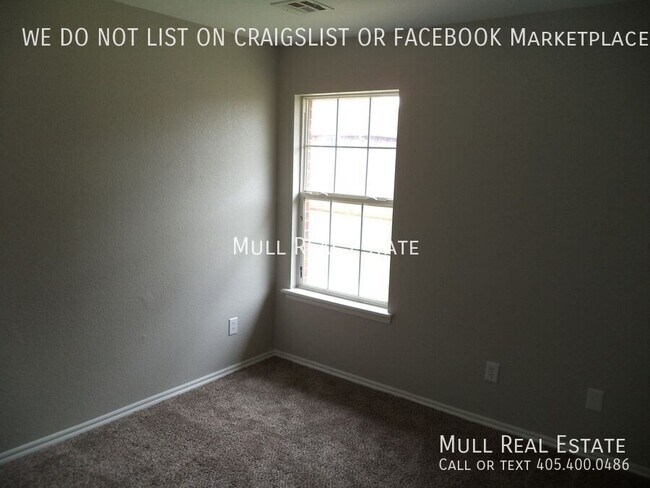 Building Photo - 5404 SE 80th-
