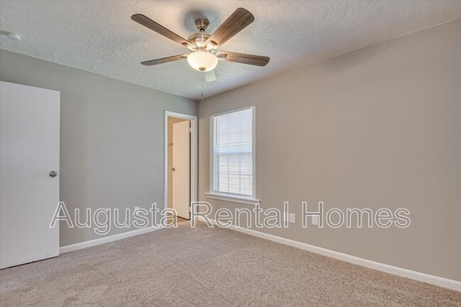 Building Photo - 3405 Princess Ct