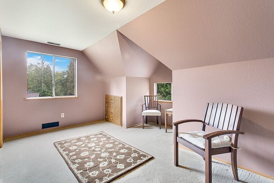 Building Photo - 27121 NE 144th Pl