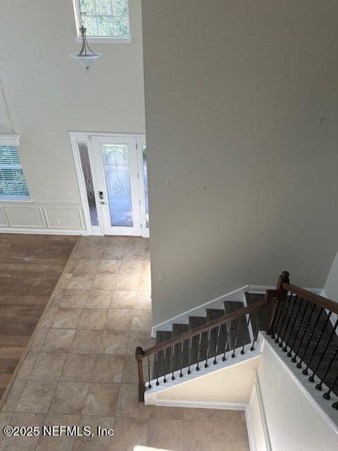 Building Photo - 738 W Kings College Dr