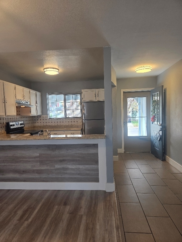 Building Photo - 6160 Fenton St