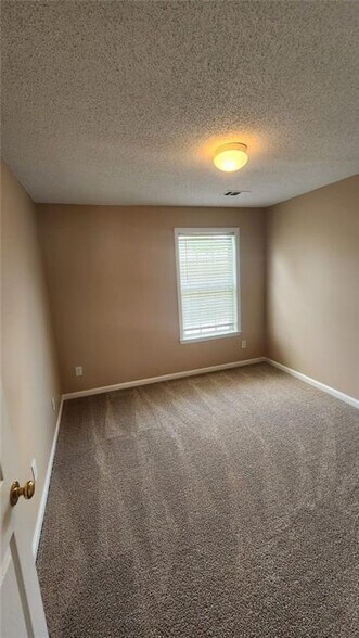 Building Photo - 2503 Timbercreek Cir