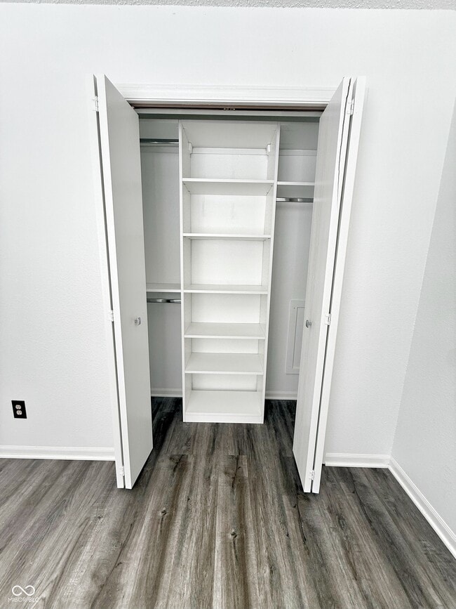 Building Photo - 776 Alvey Ct