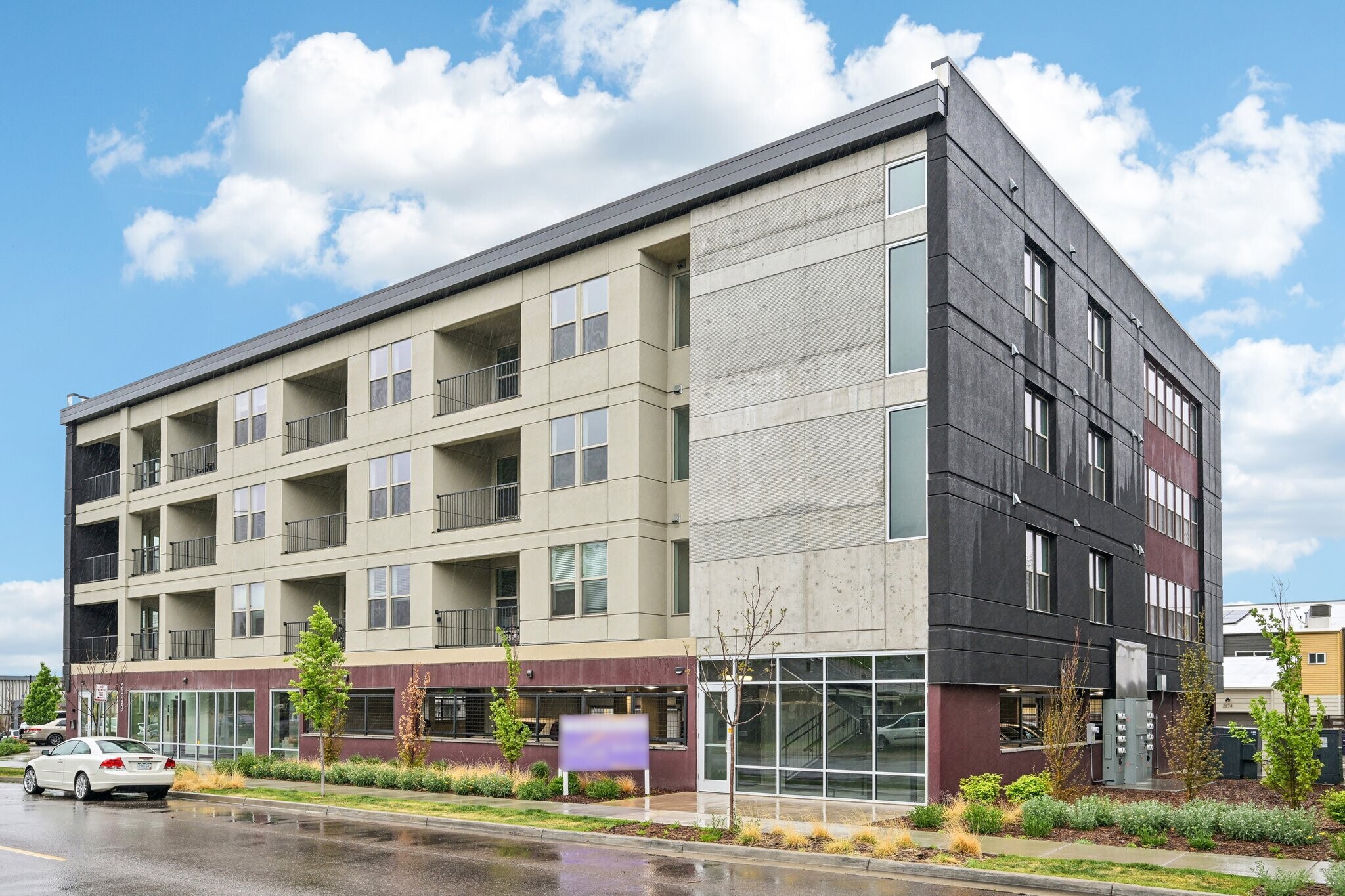 Building Photo - 2899 W 52nd Ave