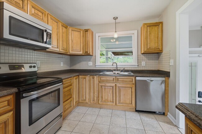 Building Photo - 4207 Glynda Dr