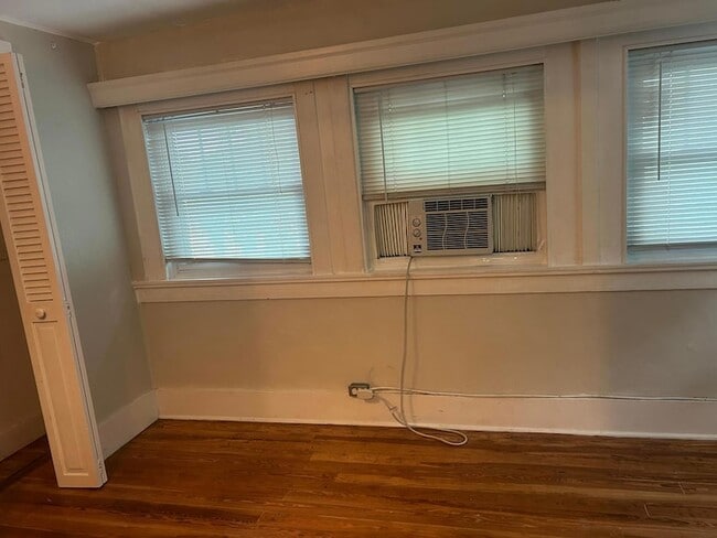 Building Photo - 431 S M St