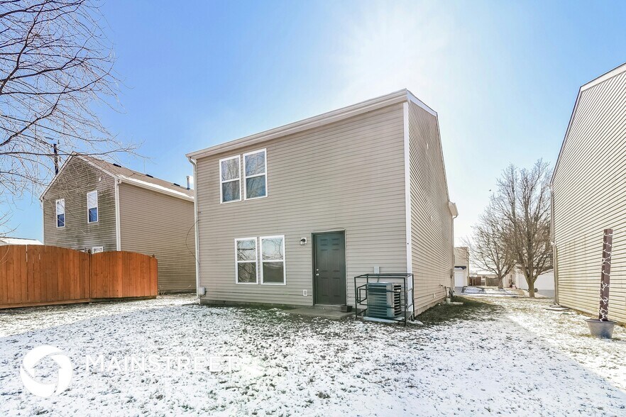 Building Photo - 10762 Glenayr Dr