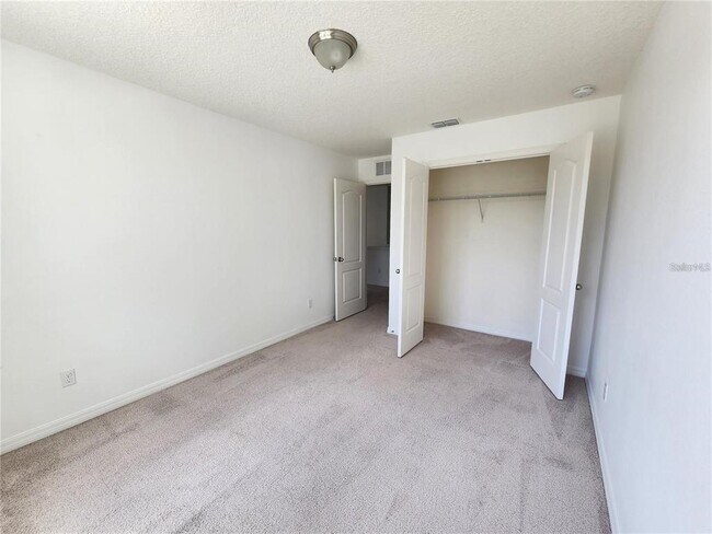 Building Photo - 3320 Mount Vernon Way