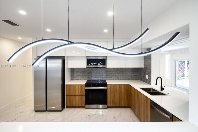 Building Photo - 4308 Adams St