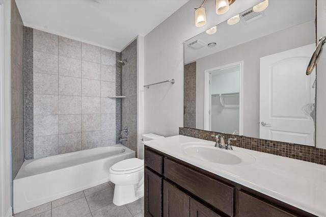 Building Photo - 5946 Bradley Ct