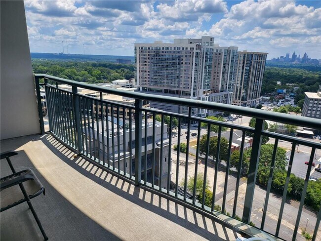 Building Photo - 3040 Peachtree Rd