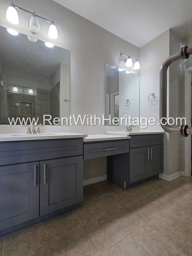 Building Photo - Stunning New 4bd/ 2.5ba / Immaculate / Attention to Detail/ Great Location